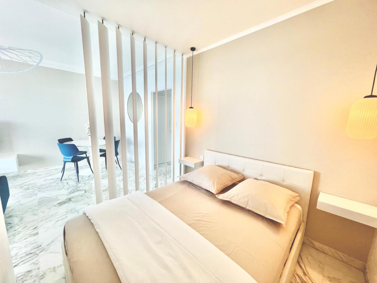Seaviews By Jenni Menton, La Suite, Superbe Front De Mer, Top Emplacement Avec Terrasse Et Parking! Exterior foto